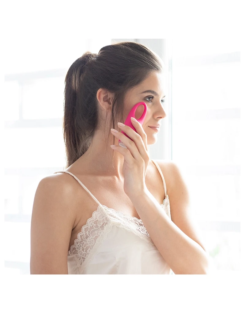 IRIS™ Illuminating Eye Massager