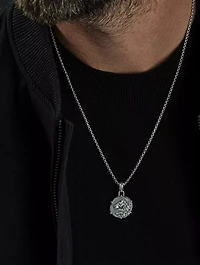 Leo Amulet In Sterling Silver With 18k Yellow Gold