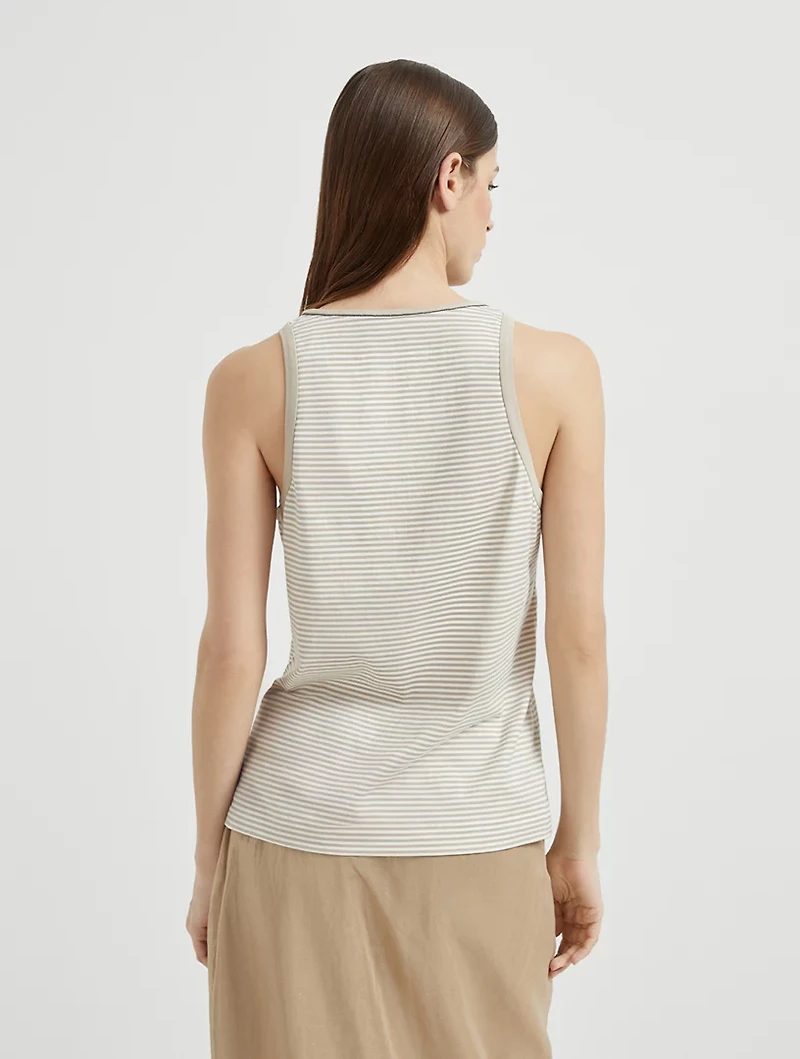 Top With Monili