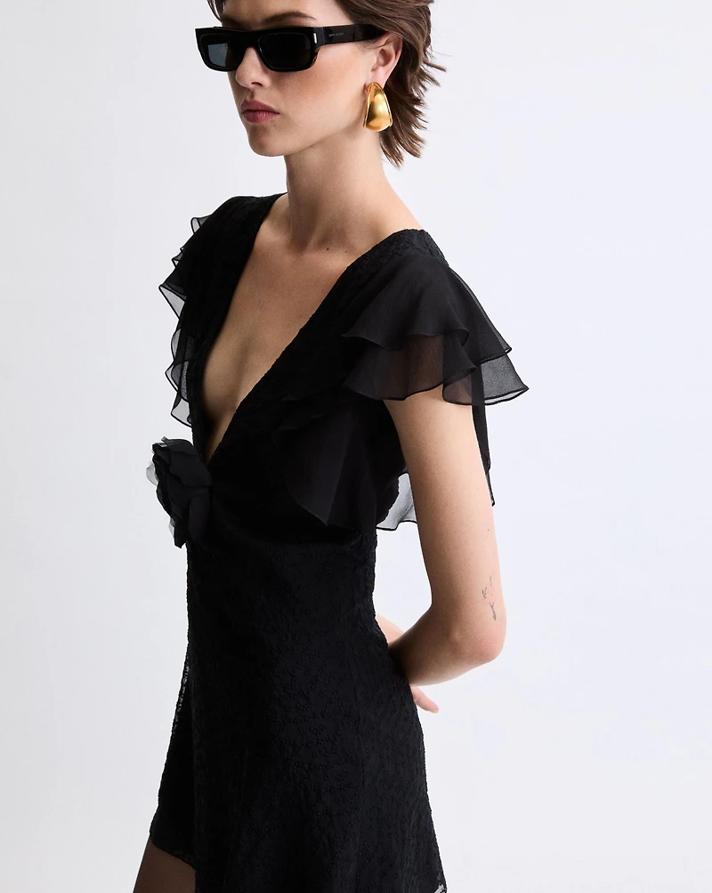 V-neck dress embroidered muslin