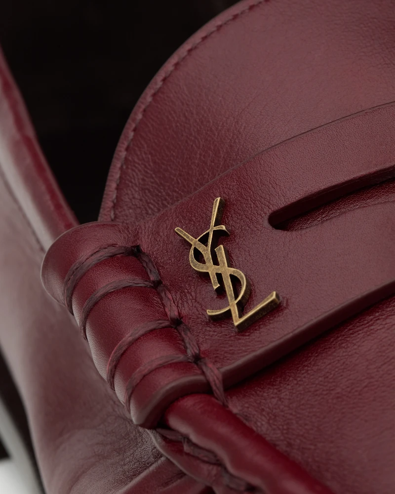 LE LOAFER supple smooth leather