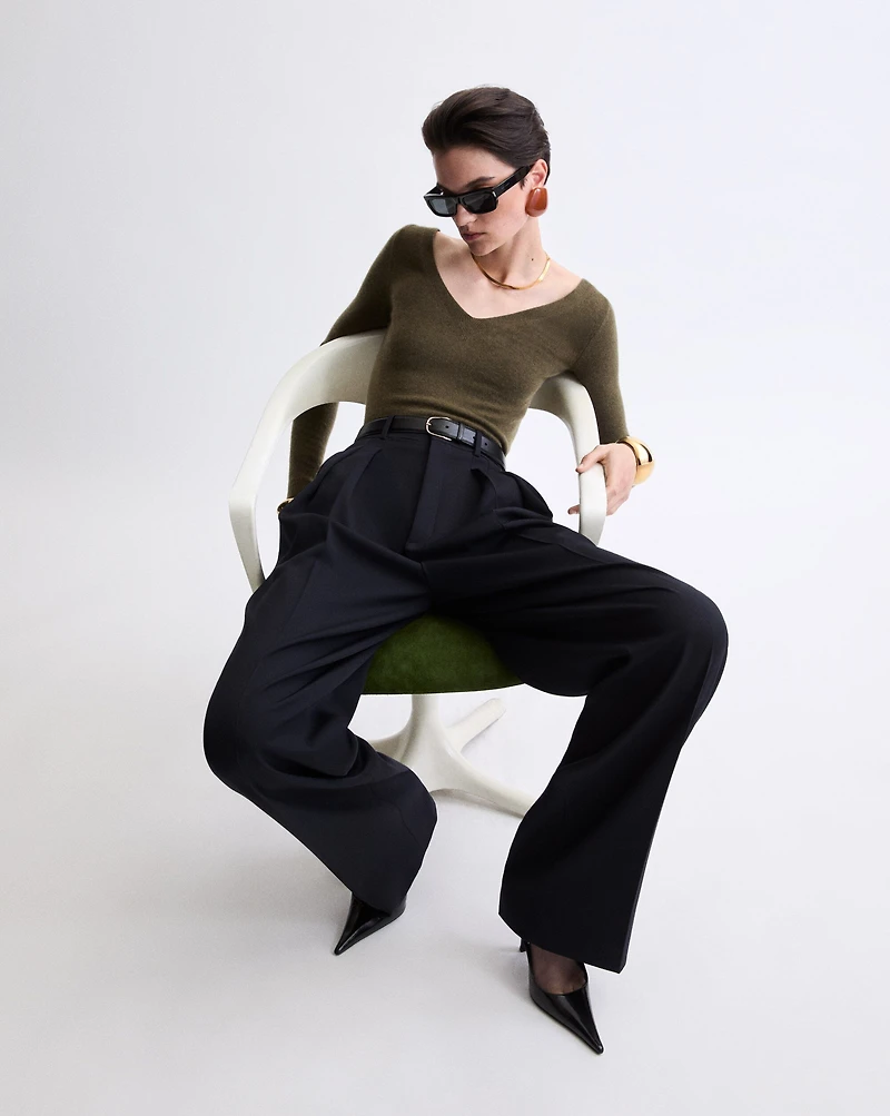 V-neck sweater cashmere
