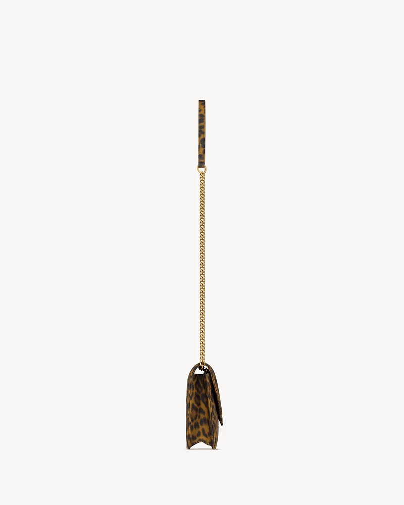 CASSANDRE envelope chain wallet in canvas