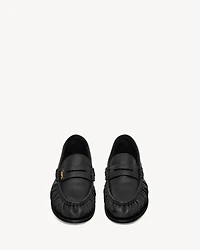 LE LOAFER supple shiny leather