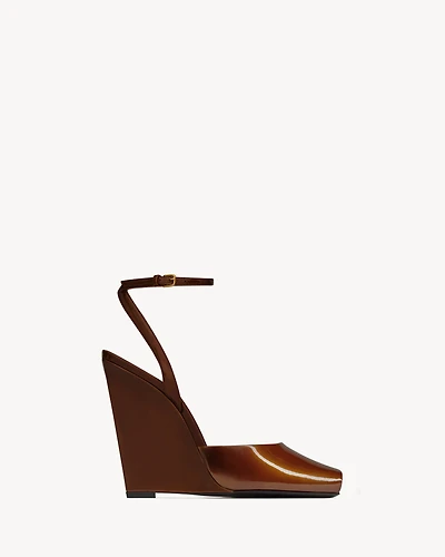 LA SCANDALE wedges patent leather
