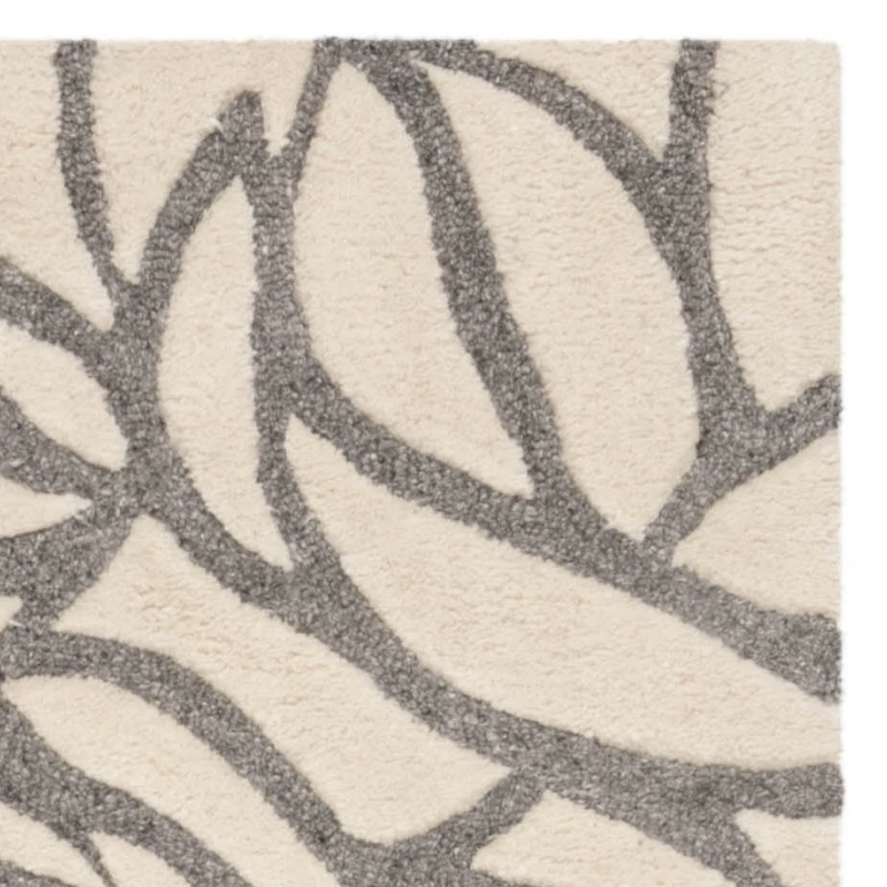 Safavieh Casablanca Collection Karissa Floral Runner Rug
