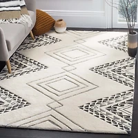 Safavieh Casablanca Collection Dani Geometric Area Rug