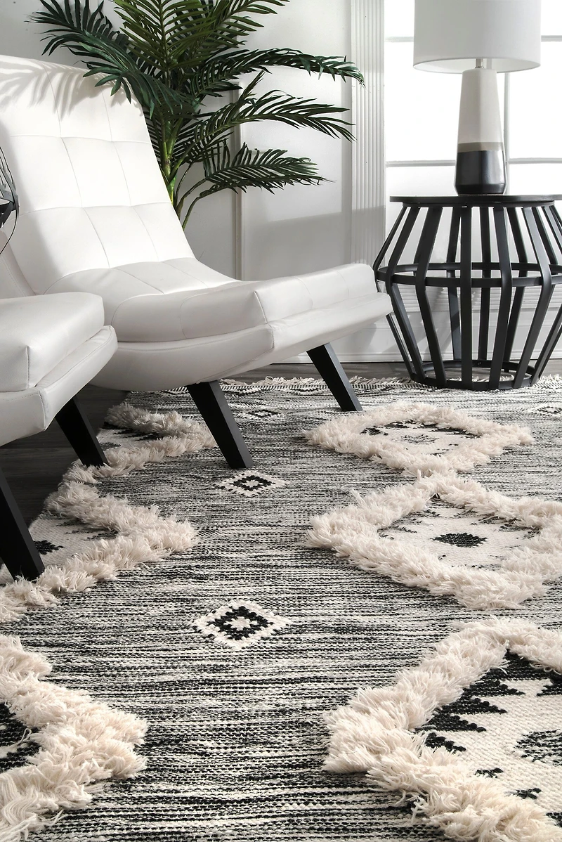 nuLoom Moroccan Textured Shaggy Wool Woven Area Rug