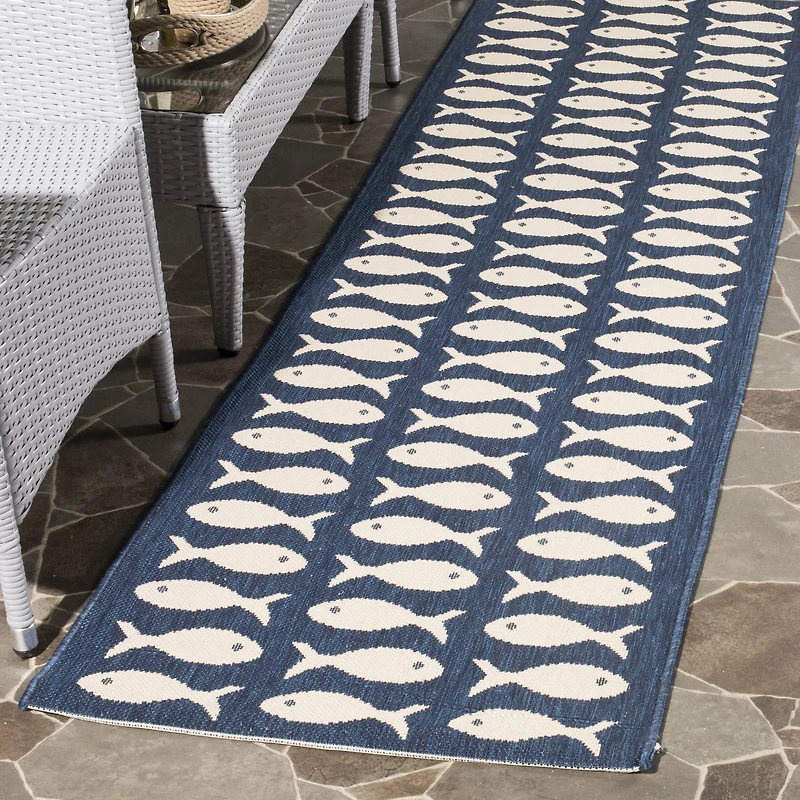 Safavieh Courtyard Collection Alfred Geometric Indoor/Outdoor Runner Rug