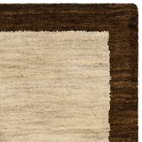 Safavieh Himalaya Collection Grozda Solid Area Rug