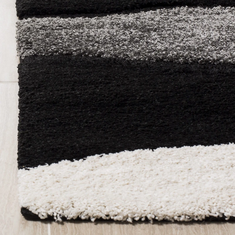 Safavieh Shag Collection Harlow Geometric Area Rug