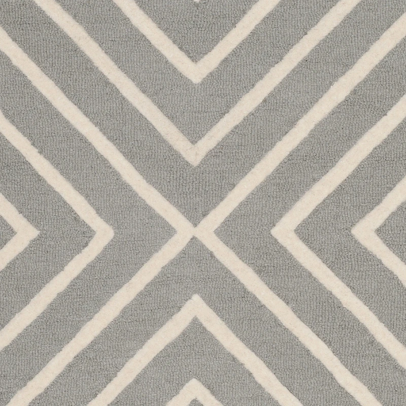 Safavieh Kids Collection Seachlann Geometric Area Rug