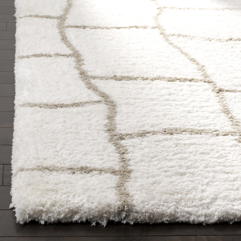 Safavieh Toronto Shag Collection Emerson Geometric Area Rug