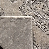 Safavieh Meadow Collection Myrtle Geometric Square Area Rug