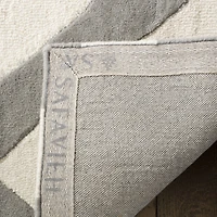 Safavieh Kids Collection Deborah Geometric Area Rug