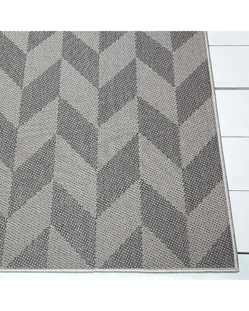 Nicole Miller Patio Country Calla Geometric Loomed Rectangular Outdoor Area Rug
