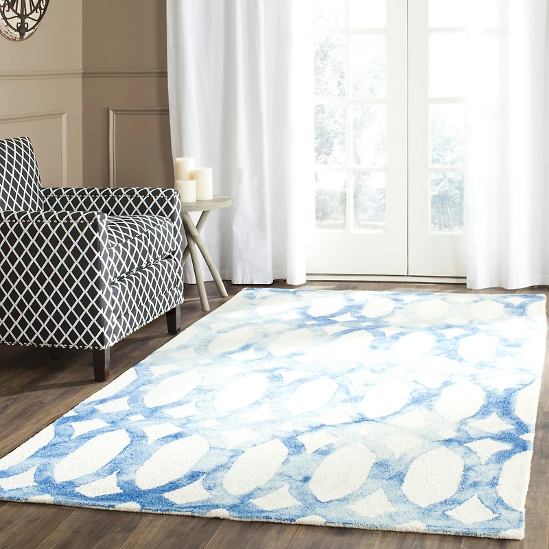 Safavieh Dip Dye Collection Maralyn Geometric Area Rug