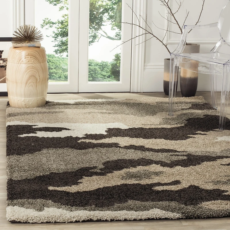 Safavieh Shag Collection Aleah Camouflage Area Rug