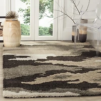 Safavieh Shag Collection Aleah Camouflage Area Rug