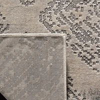 Safavieh Meadow Collection Myrtle Geometric Area Rug