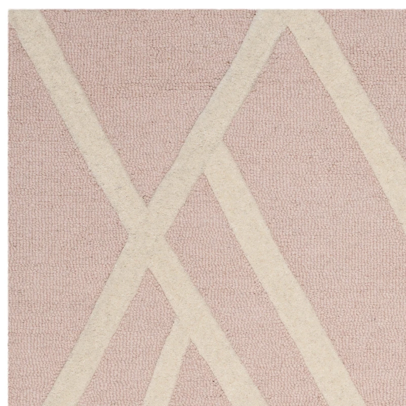 Safavieh Kids Collection Aubree GeometricArea Rug