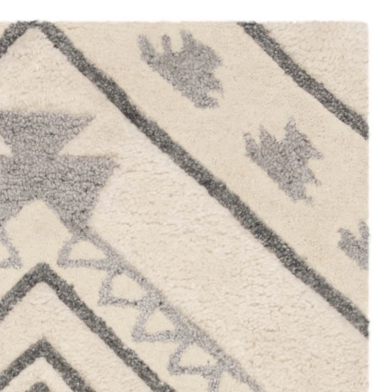 Safavieh Casablanca Collection Hyram Geometric Runner Rug