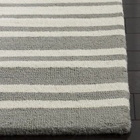 Safavieh Kids Collection Jared Geometric Area Rug