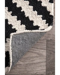 nuLoom Hand Tufted Kellee Rug