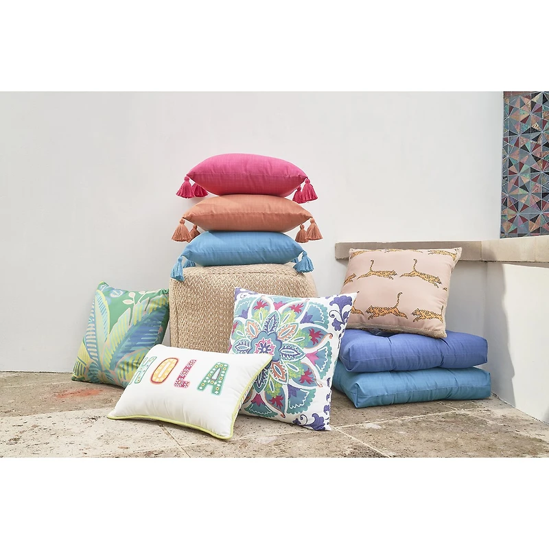 Distant Lands 18x18 Tufted Square Throw Pillow