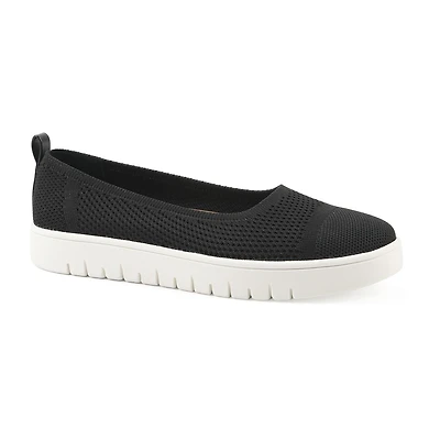 White Mountain Naveen Womens Almond Closed Toe Slip-On Shoe