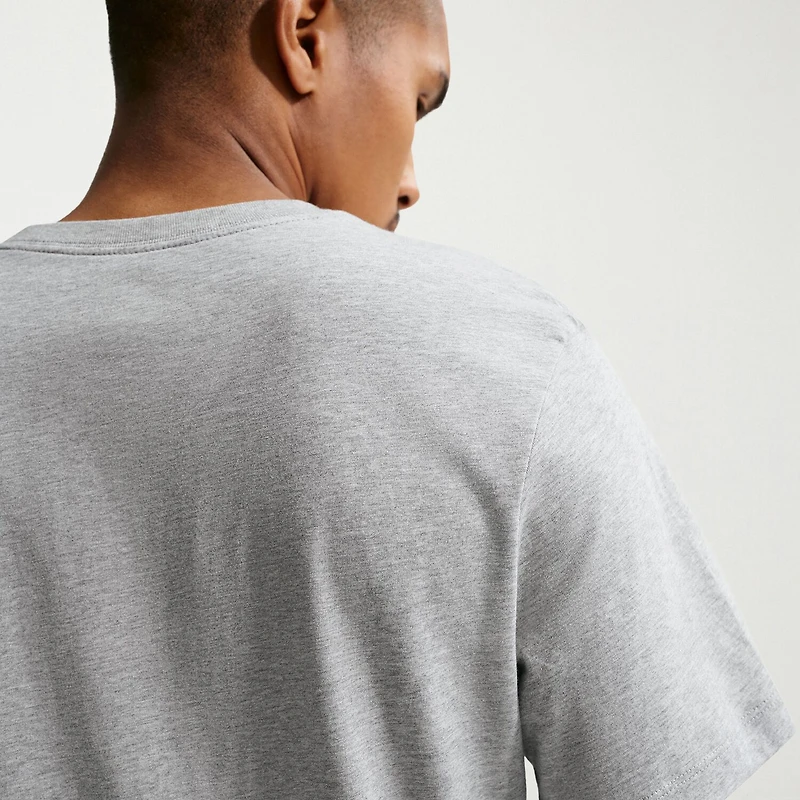 Nike Mens Crew Neck Short Sleeve Classic Fit Graphic T-Shirt