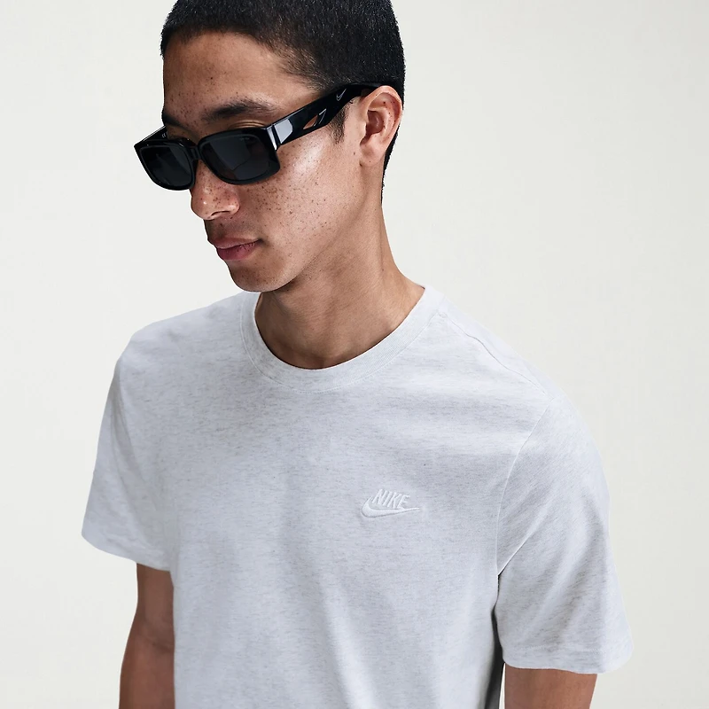 Nike Mens Crew Neck Short Sleeve Embroidered Active T-Shirt