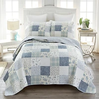 Donna Sharp Blue Pastures Pieced Cotton Quilt Set