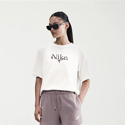 Nike Womens Vine Boxy T-Shirt