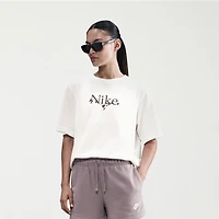 Nike Womens Vine Boxy T-Shirt