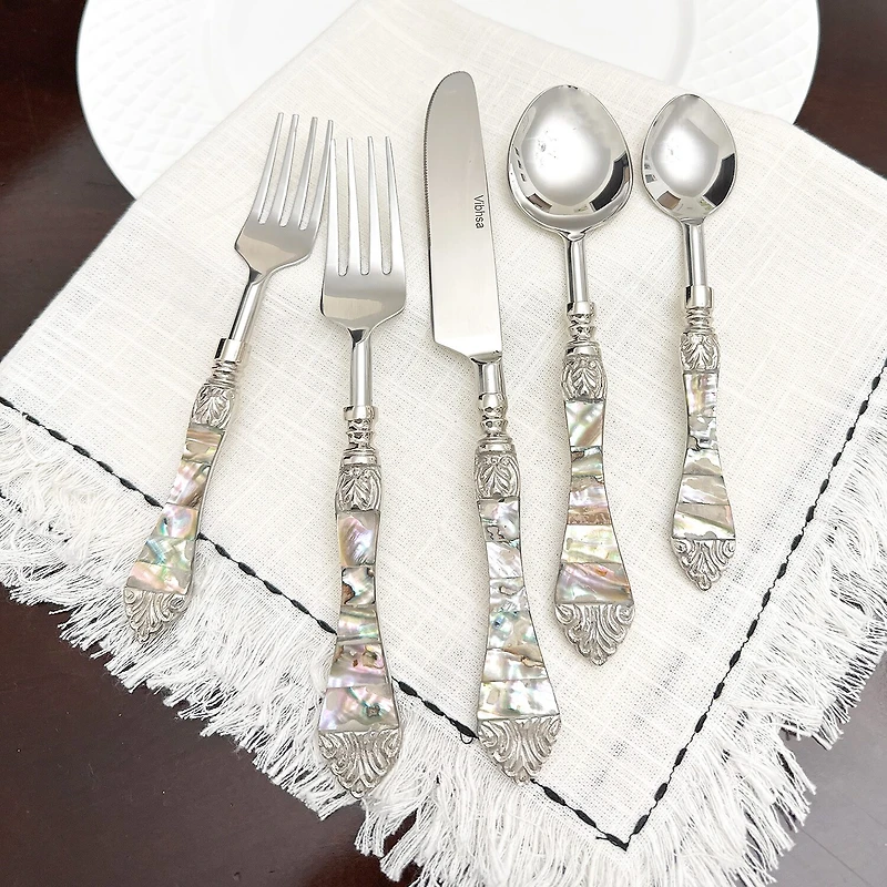 Vibhsa Royal 20-pc. Flatware Set