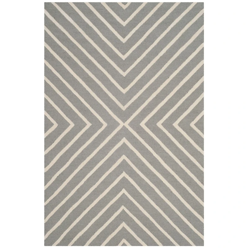 Safavieh Kids Collection Seachlann Geometric Area Rug