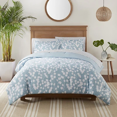 Serta® Ellen Complete Bedding Set with Sheets