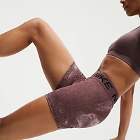 Nike Womens 5" Mid Rise Stretch Fabric Moisture Wicking Quick Dry Bike Short