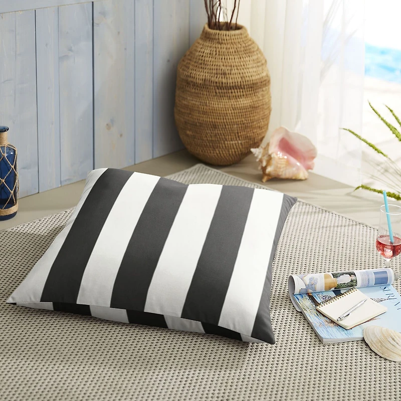 Mozaic Company 26''X26'' Floor Knife Edge Outdoor Pillow - Cabana Classic