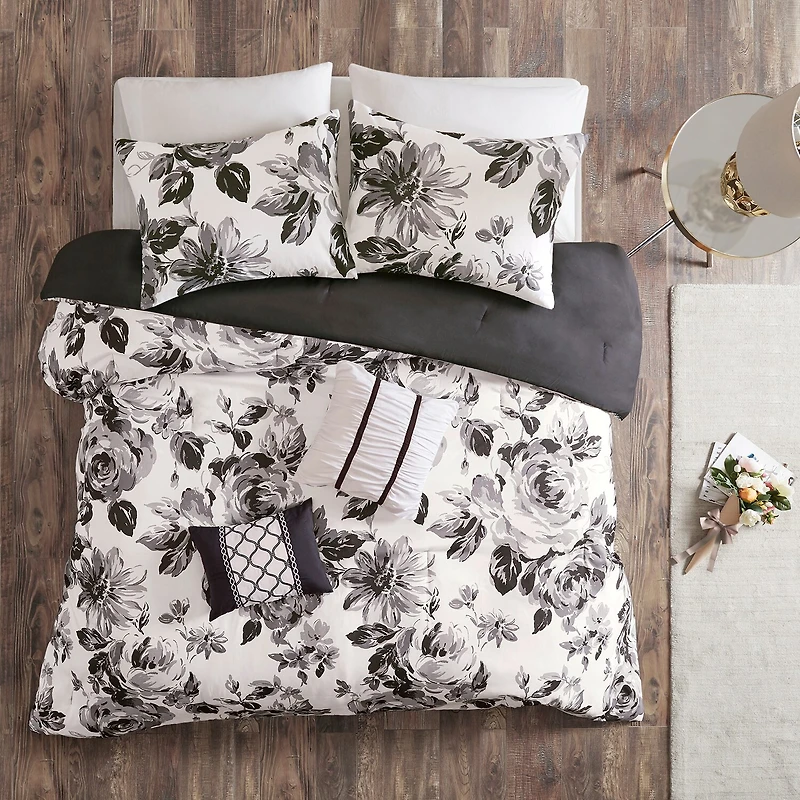 Intelligent Design Renee Floral Comforter Set with decorative pillows