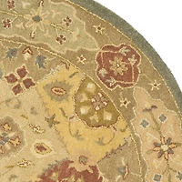Safavieh Robena Traditional Area Rug