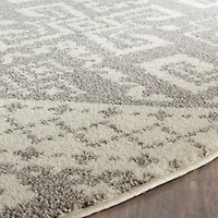 Safavieh Alicia Geometric Area Rug