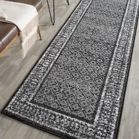 Safavieh Vanessa Floral Area Rug