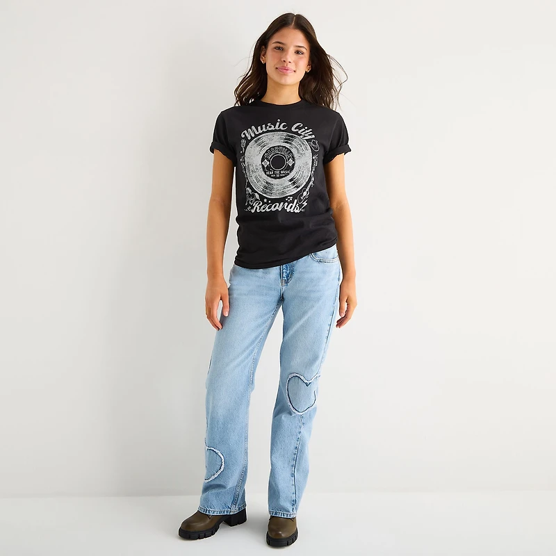 Womens Juniors Crew Neck Short Sleeve Boxy Fit Graphic T-Shirt