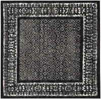 Safavieh Vanessa Floral Area Rug