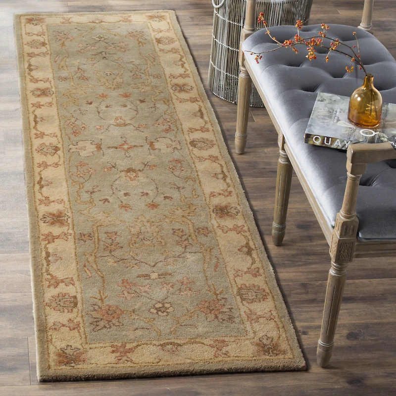 Safavieh Marlyne Traditional Area Rug