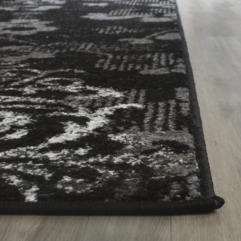 Safavieh Varina Floral Area Rug