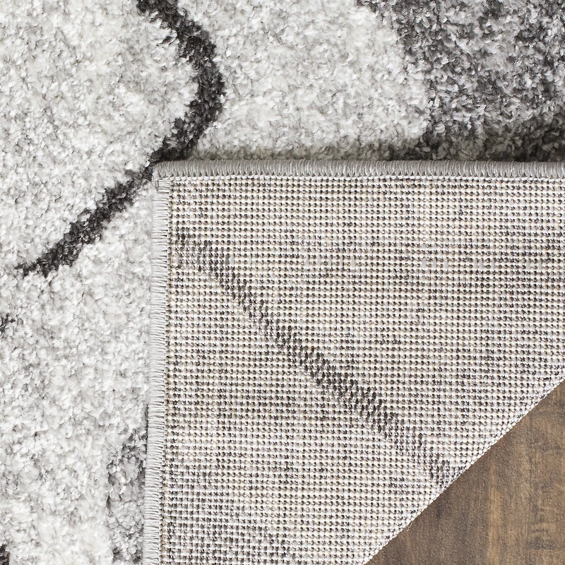 Safavieh Terrance Chevron Area Rug