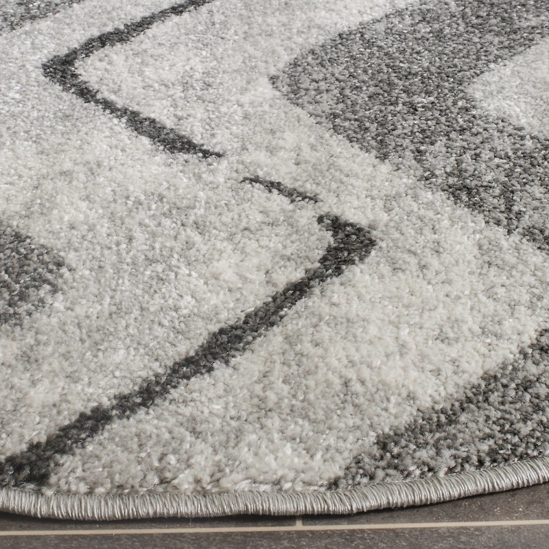 Safavieh Terrance Chevron Area Rug